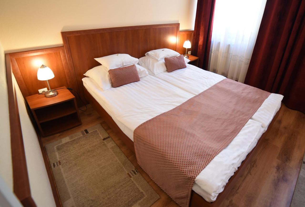 Hotel Pannonia Μίσκολτς Εξωτερικό φωτογραφία
