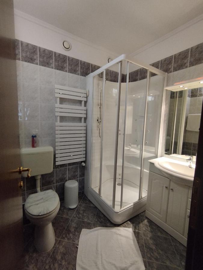 Hotel Pannonia Μίσκολτς Εξωτερικό φωτογραφία